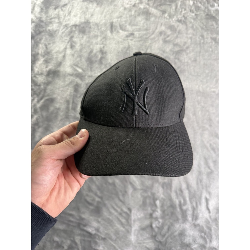 47 New York Yankees MLB Baseball Cap Black Tonal Embroidered Logo Adjustable Hat